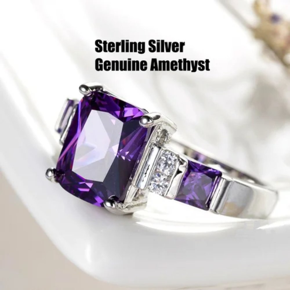 925 Sterling Silver & Amethyst Ring